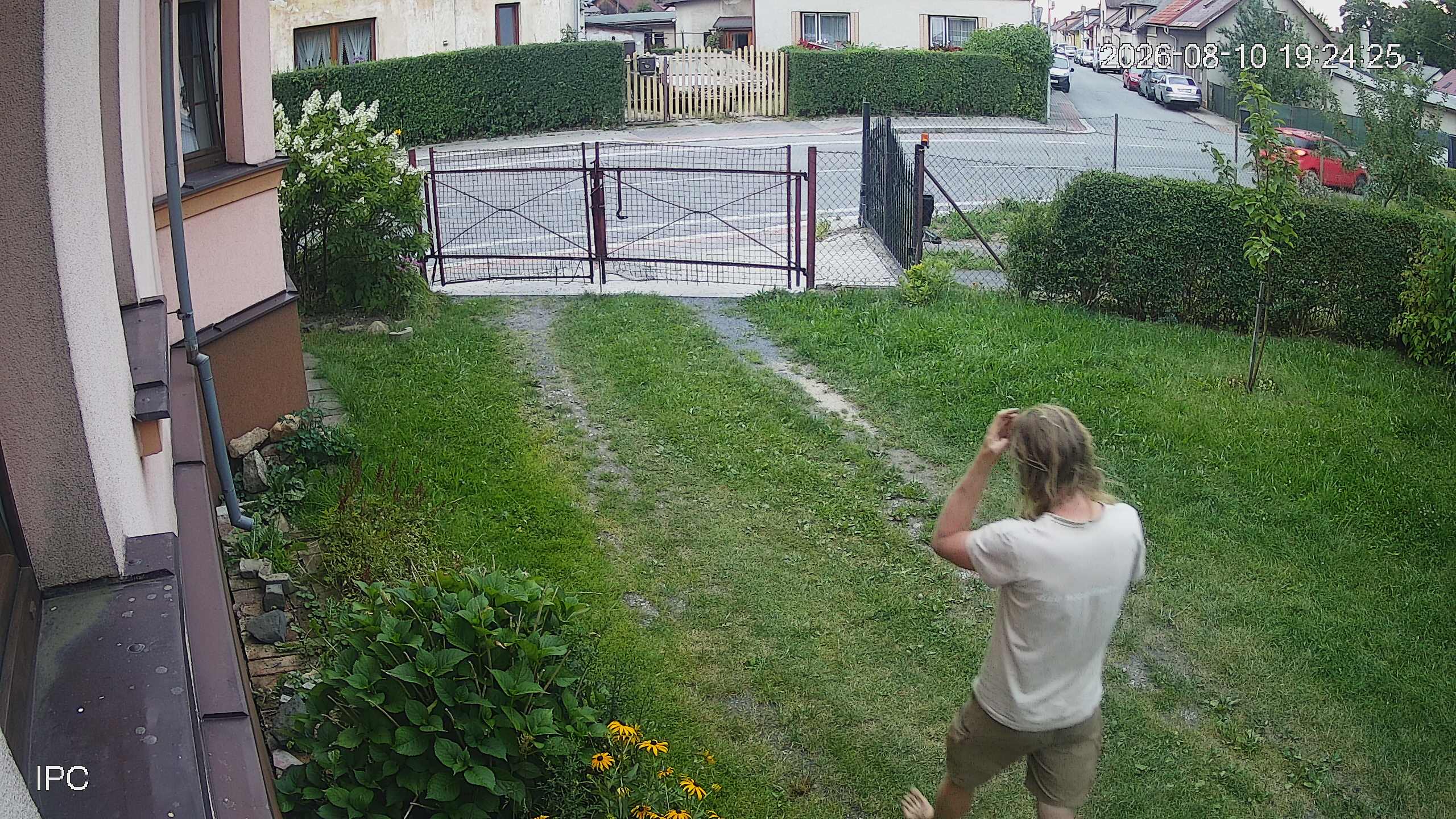 Capture